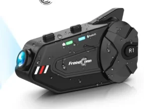 꿀템 ​2024&nbsp;요즘 sns에서 난리난 Freedconn R1 플러스 오토바이 인터콤 헬멧 대시 캠 블루투스 헤드셋 핸즈프리 커뮤니케이터 비디오 기록 1080P 인터폰&nbsp; 리뷰 최다로 엄선된 최고의 제품을 소개합니다. 베스트기획전