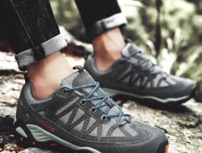올해 새롭게 돌아온 ​남여 아웃도어 스니커즈 일단 사봐