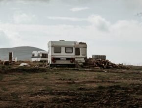 꾸준한 인기 ​자라섬 오토캠핑장 확인하시죠