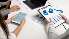 도움되는 마이크로소프트 (MSFT) 주가 현황 및 주식 정보