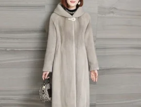 바로 준비가능 방송에서 봤던 밍크코트  네벨스톡에서 소개해드립니다.