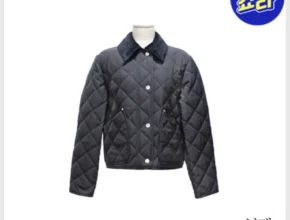 궁금한 소식 방송에서 봤던 버버리 크롭 코듀로이 퀼팅 재킷&nbsp; 네벨스톡에서 소개해드립니다.