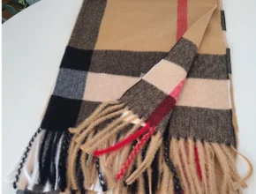 올해 베스트 방송에서 봤던 [에스까다] 울 캐시미어 숄&nbsp; 네벨스톡에서 소개해드립니다.