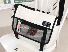 할인 특집전 방송에서 봤던 크로스백  네벨스톡에서 소개해드립니다.