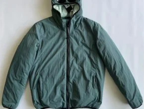 올해 필수 방송에서봤던cp컴퍼니바람막이네벨스톡에서소개해드립니다. 확인해보세요