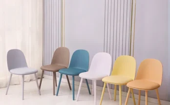 혹시 찾고계셨나요? 카페의자 큰일 났다